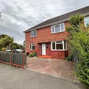 Beautiful House In Bournemouth Ferndown